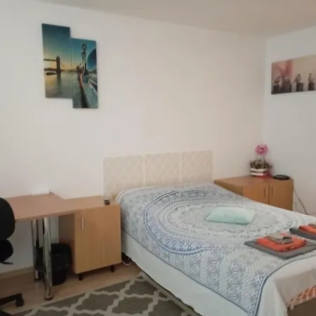Beautiful&cosy Flat Close To Center Lägenhet *